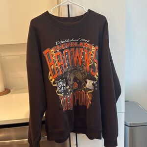 Cleveland Browns Abercrombie crewneck size XL